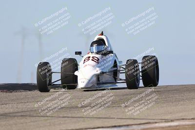 media/Oct-26-2025-CalClub SCCA (Sun) [[8ce1e69566]]/Group 6/Grapevine/